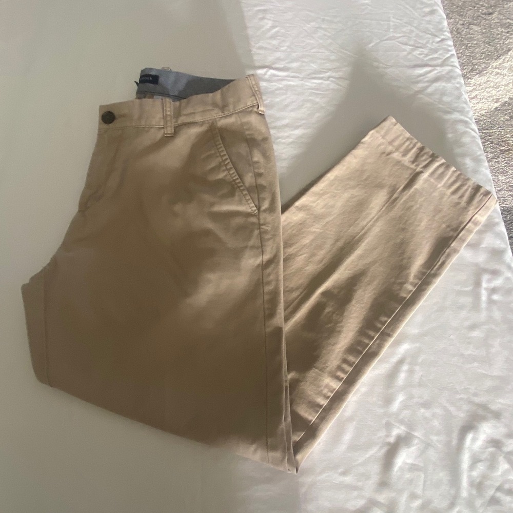 Tommy Hilfiger Mens Chino Pants 31x30 Tan Khaki Custom Fit Cotton Twill Trousers
